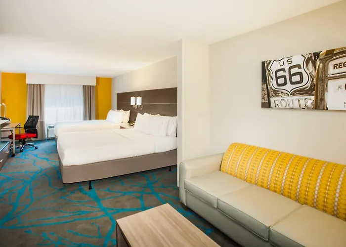 Express & By Ihg Litchfield