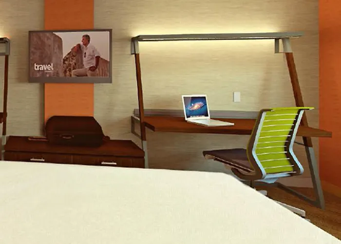 Hotel Express & By Ihg 2*