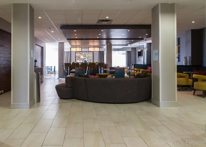 Hotel Express & By Ihg 2*