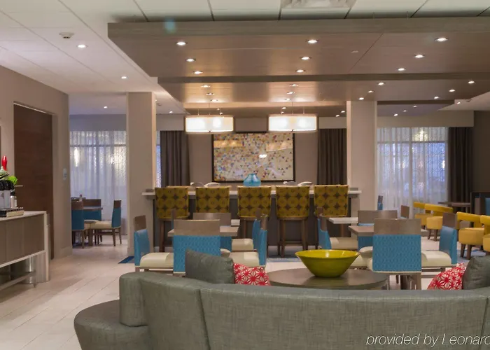Express & By Ihg Hotel Litchfield