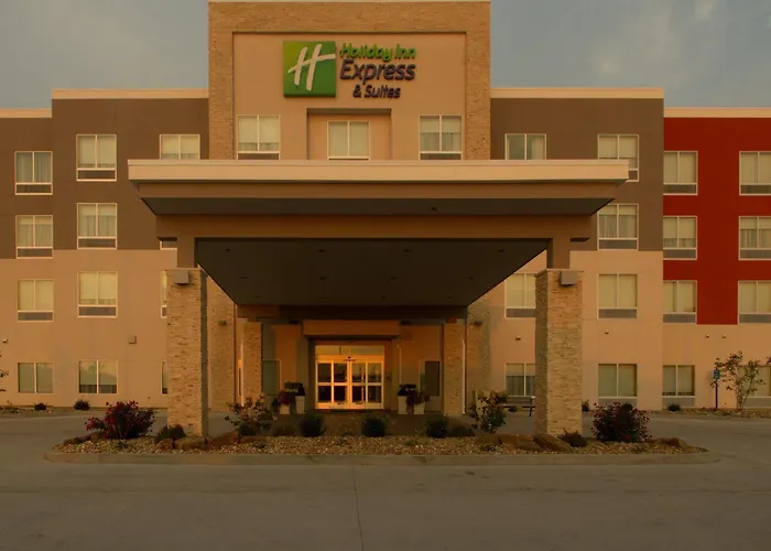 Hotel Express & By Ihg Litchfield